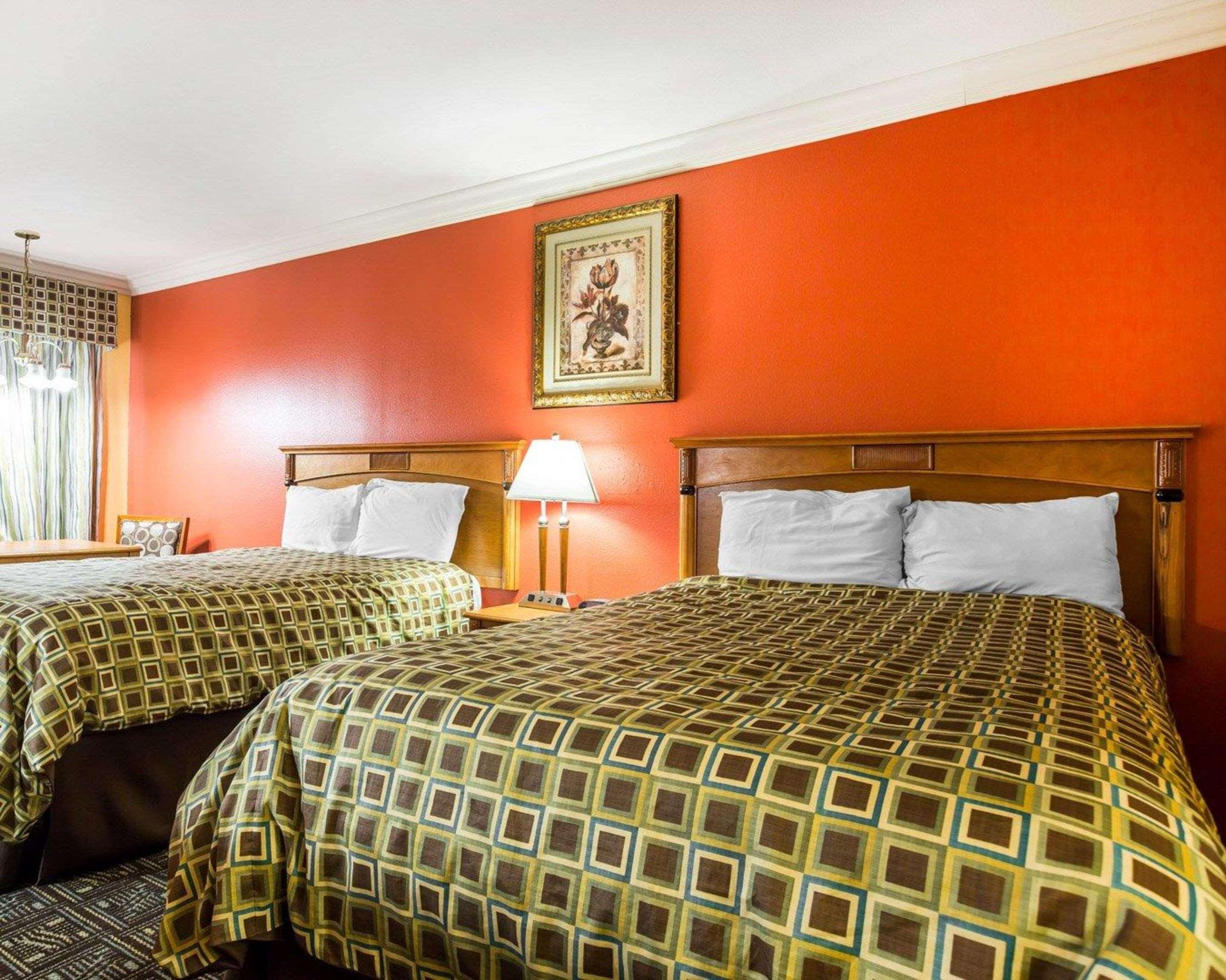 Rodeway Inn Old Town Temecula Buitenkant foto