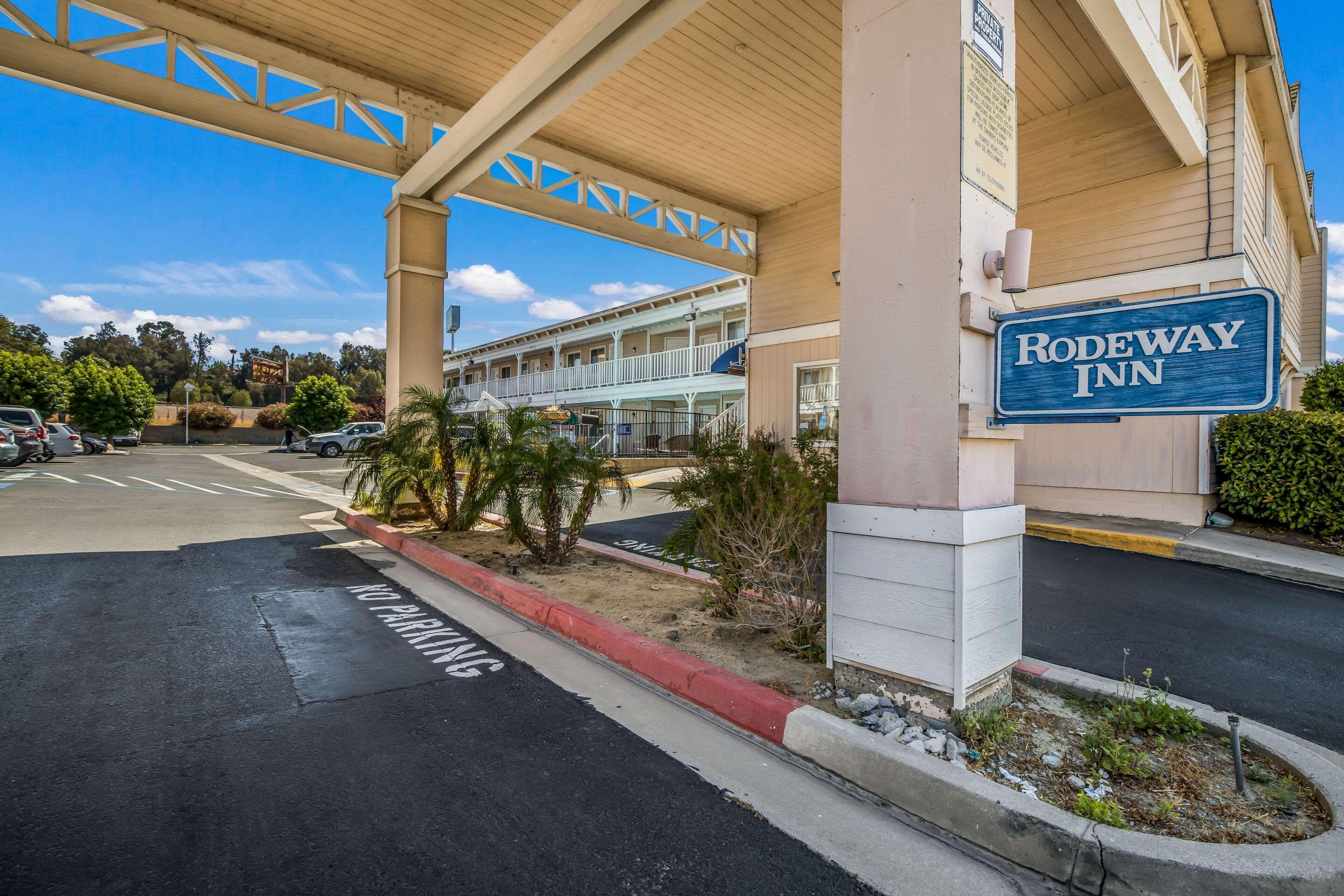 Rodeway Inn Old Town Temecula Buitenkant foto