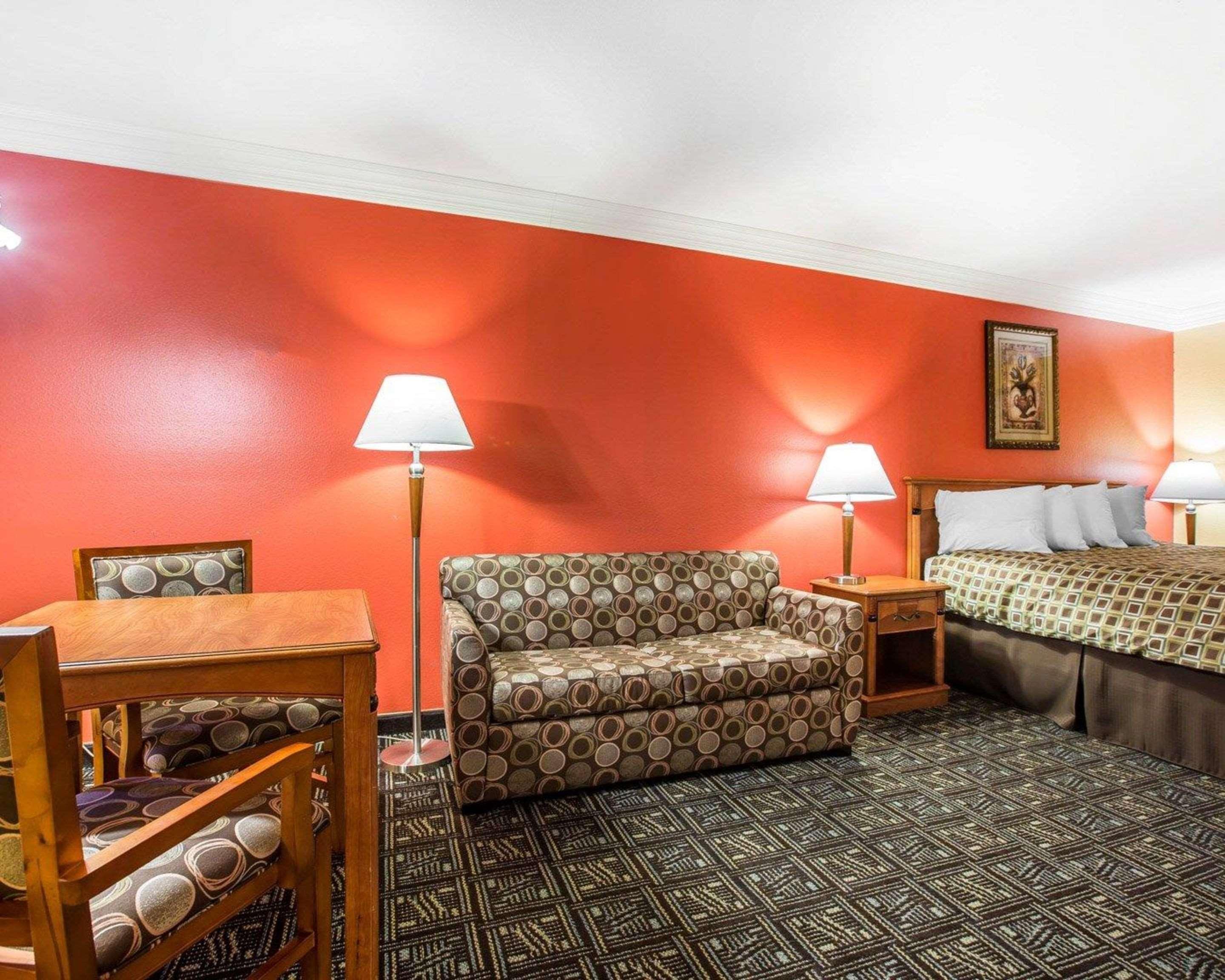 Rodeway Inn Old Town Temecula Buitenkant foto